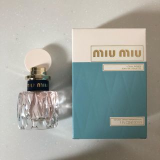 ミュウミュウ(miumiu)のmiumiu ローロゼオードトワレ 30ml(香水(女性用))