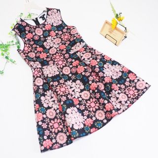 エイチアンドエム(H&M)の941☆美品 H＆M ブラック 花柄 ウェット素材 ワンピース☆L(ミニワンピース)