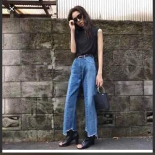 マウジー(moussy)のmoussy ランダムカットワイドストレート(デニム/ジーンズ)