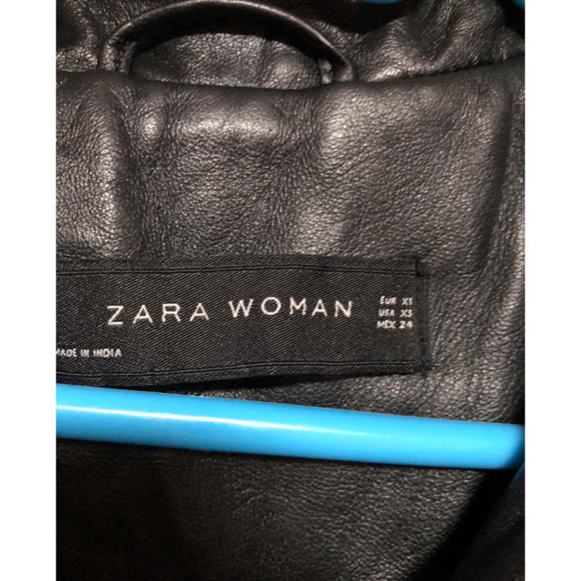ZARA(ザラ)のZARA スタッズ ワッペン 本革 レザー ライダース ジャケット レディースのジャケット/アウター(ライダースジャケット)の商品写真