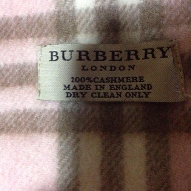 BURBERRY(バーバリー)の美品バーバリーカシミヤマフラーピンク レディースのファッション小物(マフラー/ショール)の商品写真