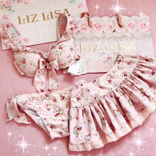 リズリサ(LIZ LISA)の☆リズリサLIZLISA☆フリル＆リボン付き☆花柄水着3点セット☆ピンク新品(水着)