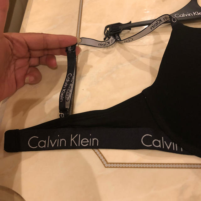 Calvin Klein(カルバンクライン)のカルバンクライン★ブラ★sizeC34(75C( レディースの下着/アンダーウェア(ブラ)の商品写真