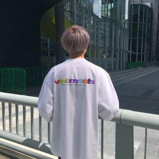 バレンシアガ(BALENCIAGA)のVETEMENTS(Tシャツ/カットソー(半袖/袖なし))