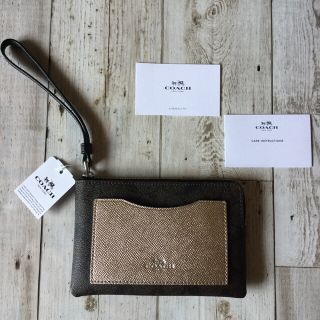 コーチ(COACH)のCOACH☆シグニチャー/シャンパンゴールド ポーチ(ポーチ)