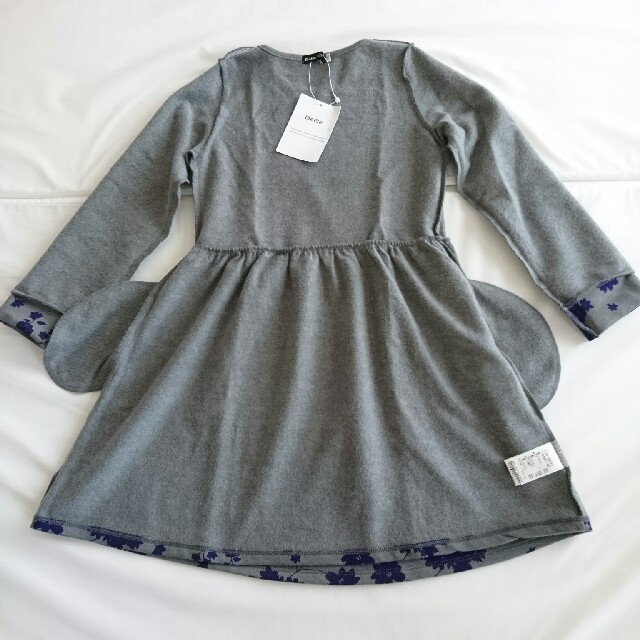 BeBe(ベベ)のBeBe 冬 ワンピース size130 キッズ/ベビー/マタニティのキッズ服女の子用(90cm~)(ワンピース)の商品写真