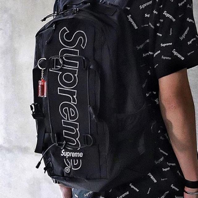 Supreme backpack 2018AW オンライン購入 ブラック