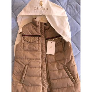 グッチ(Gucci)のハーフ様ご専用♡未使用品 GUCCI キッズベスト ４(ジャケット/上着)