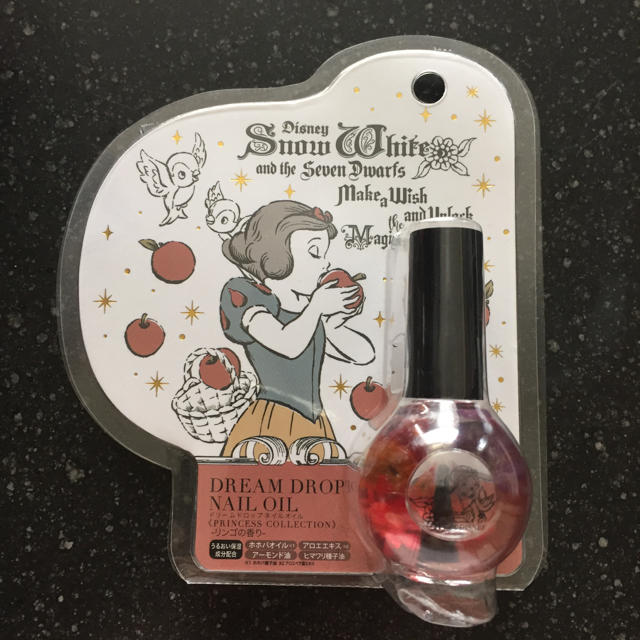 Disney(ディズニー)のDREAM DROP NAIL OIL  Disney 白雪姫 リンゴの香り コスメ/美容のネイル(ネイルケア)の商品写真