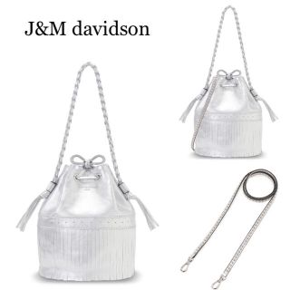 ジェイアンドエムデヴィッドソン(J&M DAVIDSON)の新品★定価156600円／J&M Davidson／カーニバル ウィズ スタッズ(ショルダーバッグ)