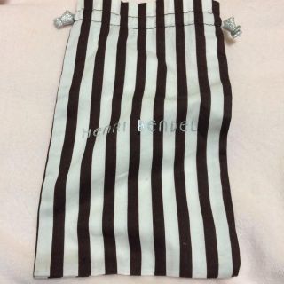 ヘンリベンデル(Henri Bendel)のHenri Bendel 巾着(ポーチ)