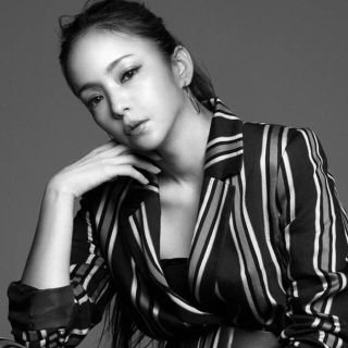 エイチアンドエム(H&M)の安室奈美恵H&Mストライプジャケット(テーラードジャケット)