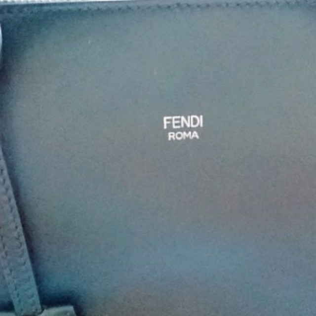 FENDI(フェンディ)のFENDI レディースのバッグ(ハンドバッグ)の商品写真