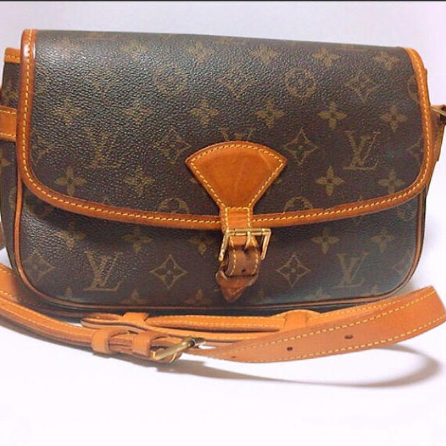 ショルダーバッグLOUIS VUITTON ショルダー