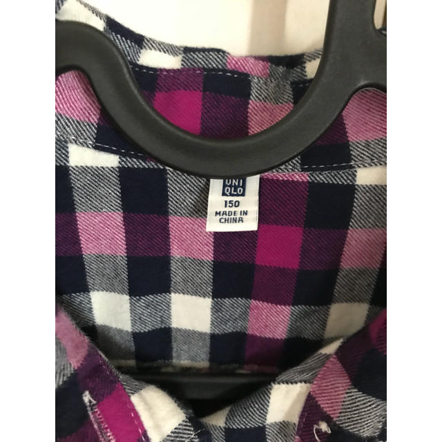 UNIQLO(ユニクロ)のUNIQLOキッズチェックシャツ キッズ/ベビー/マタニティのキッズ服女の子用(90cm~)(ブラウス)の商品写真