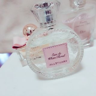 ジルスチュアート(JILLSTUART)のジルスチュアート香水(香水(女性用))