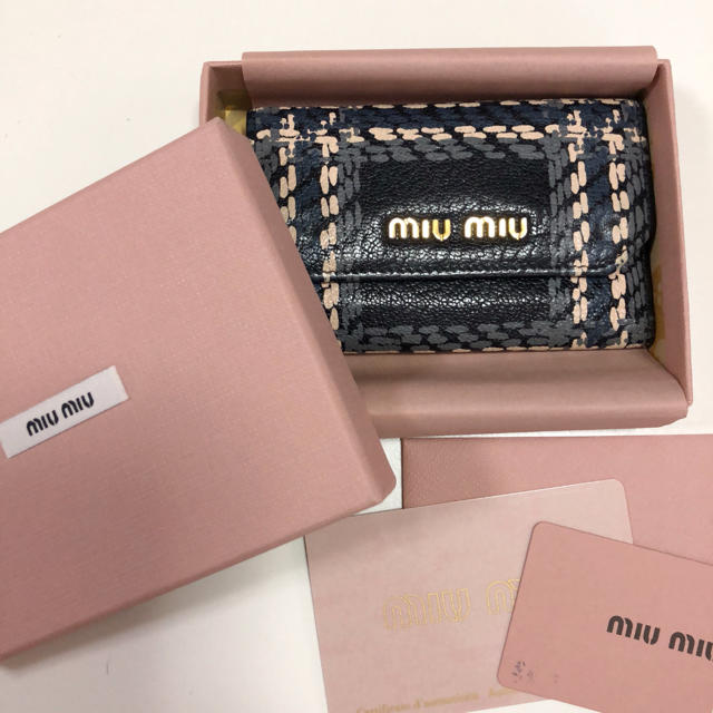 miumiu キーケース