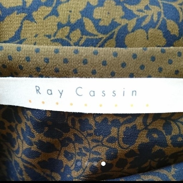 RayCassin(レイカズン)の【りえ♪様専用】Ray Cassinワンピースとa.v.vカットソー レディースのワンピース(ひざ丈ワンピース)の商品写真