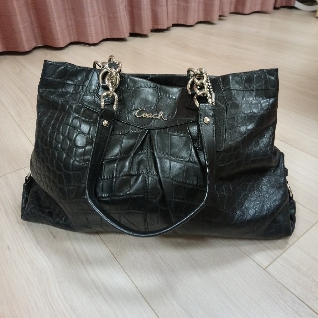 COACH - COACH☆トートバッグ☆クロコ型押しの通販 by おゆ's COACH - COACH☆トートバッグ☆クロコ型押しの通販 by おゆ's