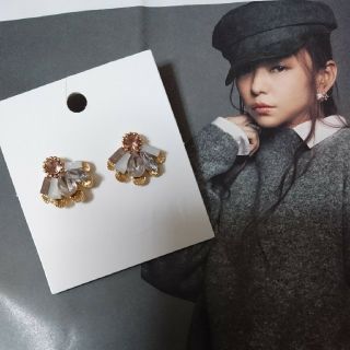 エイチアンドエム(H&M)の安室奈美恵🌟新品🌟H&Mコラボピアス(ピアス)