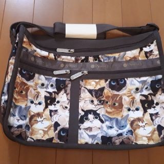 レスポートサック(LeSportsac)のレスポートサック　キャットカフェ　ショルダーバッグ　猫柄(ショルダーバッグ)