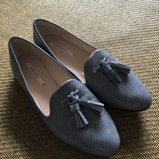 ザラ(ZARA)のZARA  タッセルスリッポン(スリッポン/モカシン)