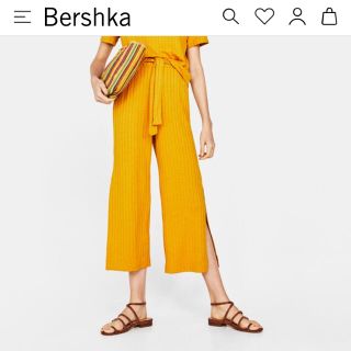 ベルシュカ(Bershka)のBershka パンツ(カジュアルパンツ)