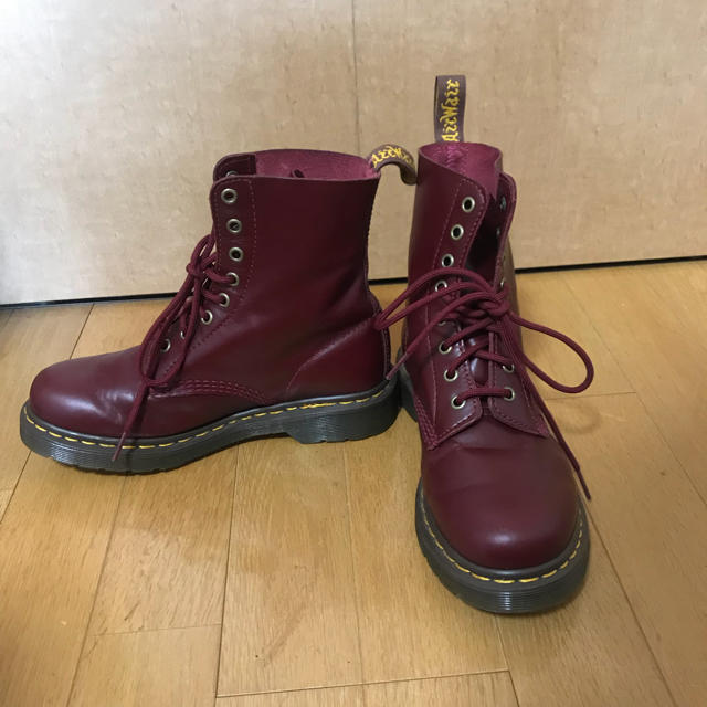 最終値下げ Dr.Martens 8ホール ボルドー