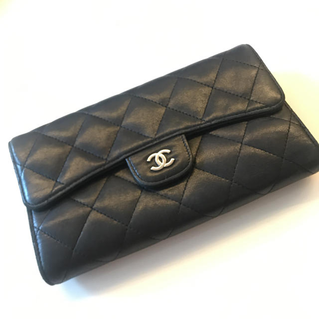 CHANEL(シャネル)のシャネル  マトラッセ  長財布 レディースのファッション小物(財布)の商品写真