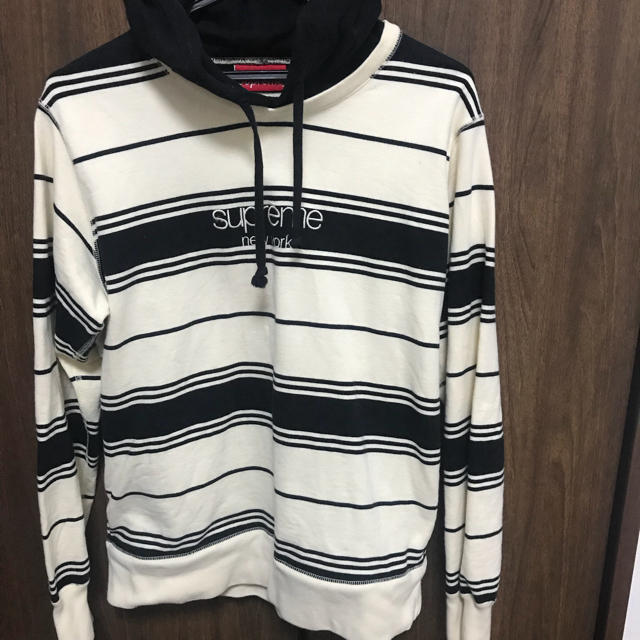 最終お値下げ！！supreme  パーカー striped hooded