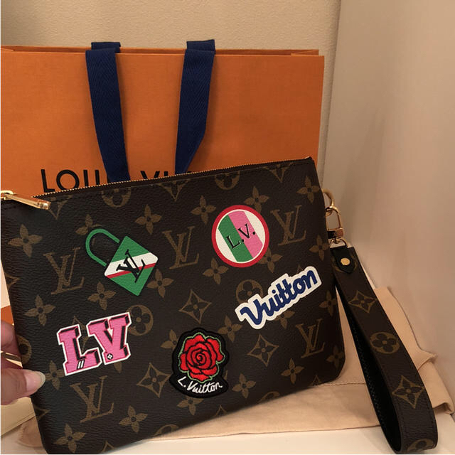 LOUIS VUITTON(ルイヴィトン)のルイ ヴィトン      クラッチバッグ   ポーチ   新品  超レア！ レディースのバッグ(クラッチバッグ)の商品写真