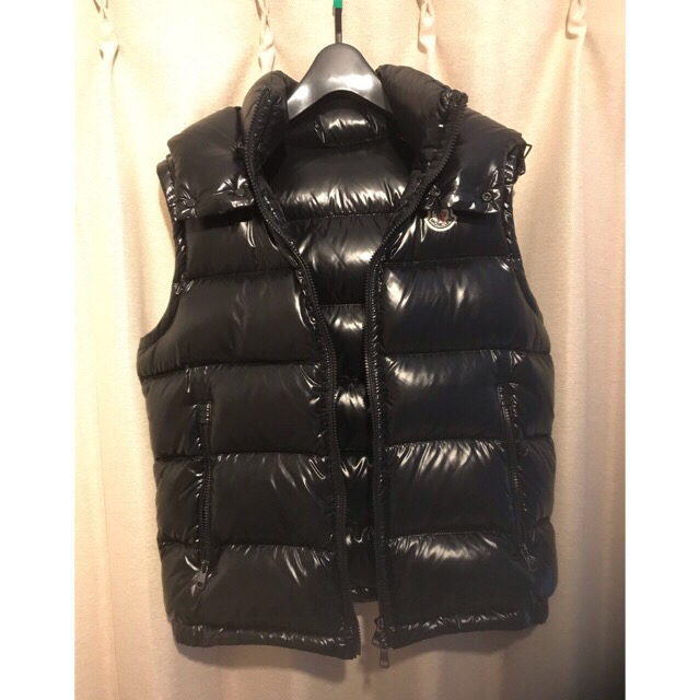 美品！MONCLER＊LACET・ダウンベスト