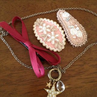 ヘア小物4点セット‼SHOP内からも♡(ヘアピン)