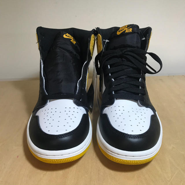 NIKE(ナイキ)のnike jordan1 retro yellow 27cm ジョーダン1  メンズの靴/シューズ(スニーカー)の商品写真