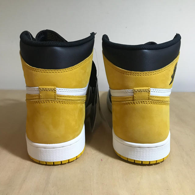 NIKE(ナイキ)のnike jordan1 retro yellow 27cm ジョーダン1  メンズの靴/シューズ(スニーカー)の商品写真