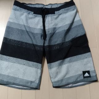 アディダス(adidas)の[即決価格]アディダス　サーフパンツ　水着(水着)