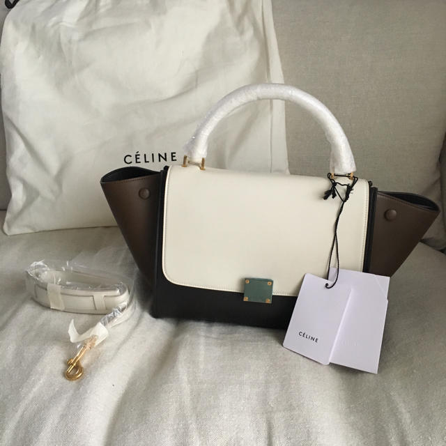 celine(セリーヌ)のCELINE セリーヌ トラペーズ スモール レディースのバッグ(ハンドバッグ)の商品写真