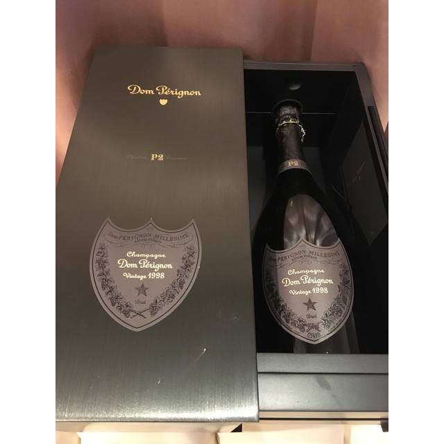 Dom Pérignon - ドンペリ p2空き瓶 箱の通販 by にこにこ's shop｜ドンペリニヨンならラクマ