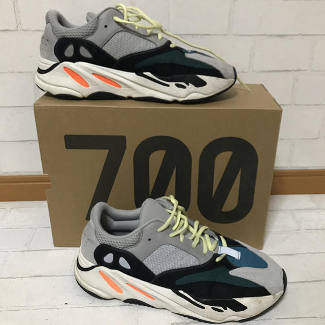 adidas(アディダス)の29cm yeezy boost 700 adidas Kanye メンズの靴/シューズ(スニーカー)の商品写真