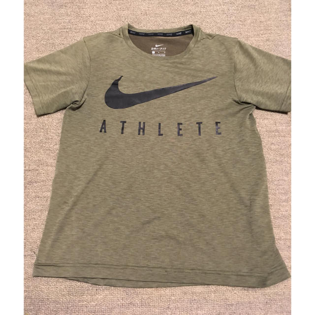 NIKE(ナイキ)のナイキのTシャツ キノコさま専用 キッズ/ベビー/マタニティのキッズ服男の子用(90cm~)(Tシャツ/カットソー)の商品写真