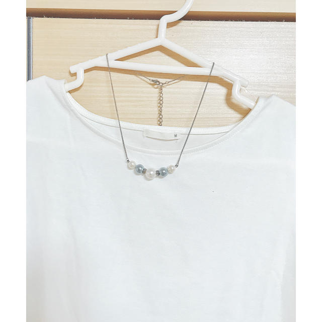 フレンチグレーパールとホワイトパールのネックレス ハンドメイドのアクセサリー(ネックレス)の商品写真