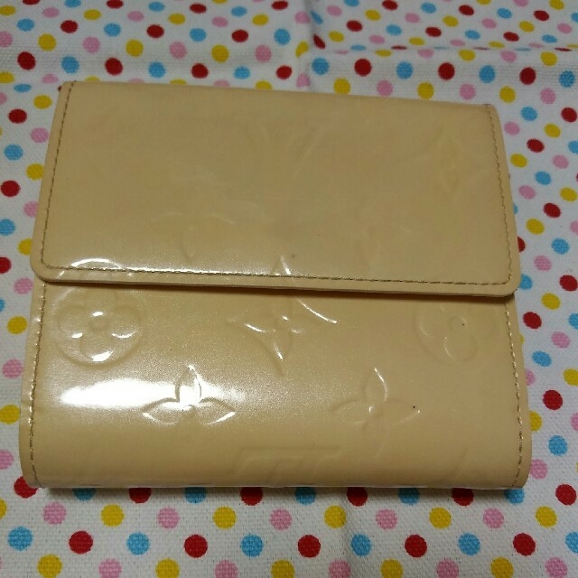 ルイヴィトン ヴェルニ 二つ折り財布 流行のアイテム 7111円 www.gold