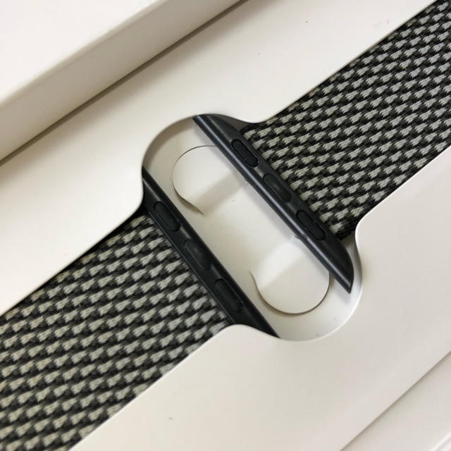 Apple Watch(アップルウォッチ)の純正 Apple Watch 42mm ウーブンナイロンバンド スマホ/家電/カメラのスマホアクセサリー(その他)の商品写真