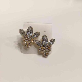 ビジューピアス(ピアス)