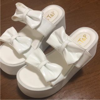 ミルクボーイ(MILKBOY)の厚底サンダル 売り切り(サンダル)