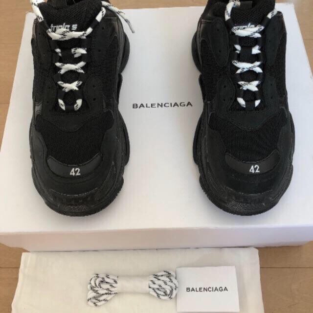 【期間限定値下げ】Balenciaga triples トリプルs