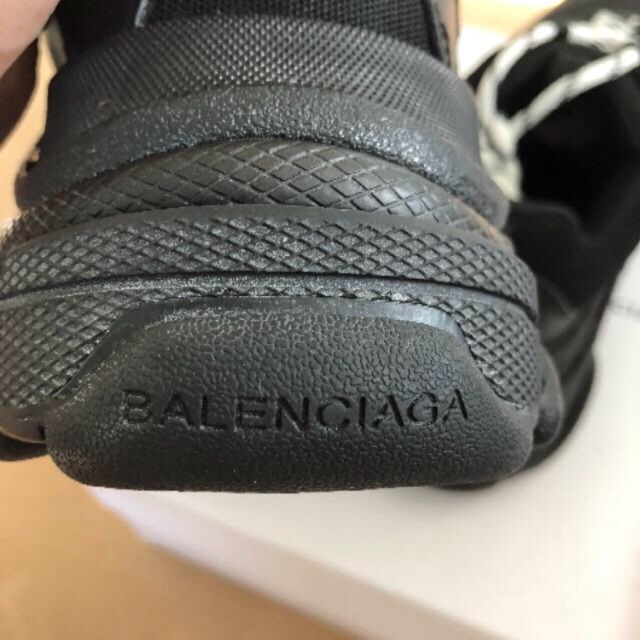 【期間限定値下げ】Balenciaga triples トリプルs