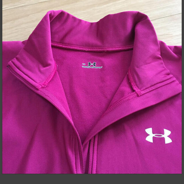 UNDER ARMOUR(アンダーアーマー)のアンダーアーマー レディース長袖 レディースのトップス(Tシャツ(長袖/七分))の商品写真