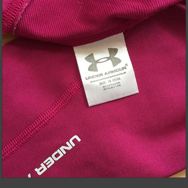 UNDER ARMOUR(アンダーアーマー)のアンダーアーマー レディース長袖 レディースのトップス(Tシャツ(長袖/七分))の商品写真