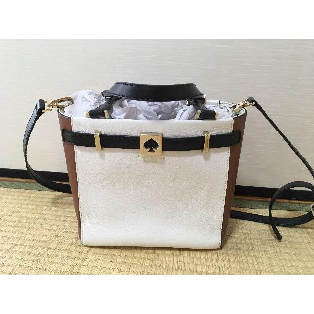 大特価放出! お値下げ中 《Kate spade》ショルダーベルト付きハンドバッグ - ショルダーバッグ